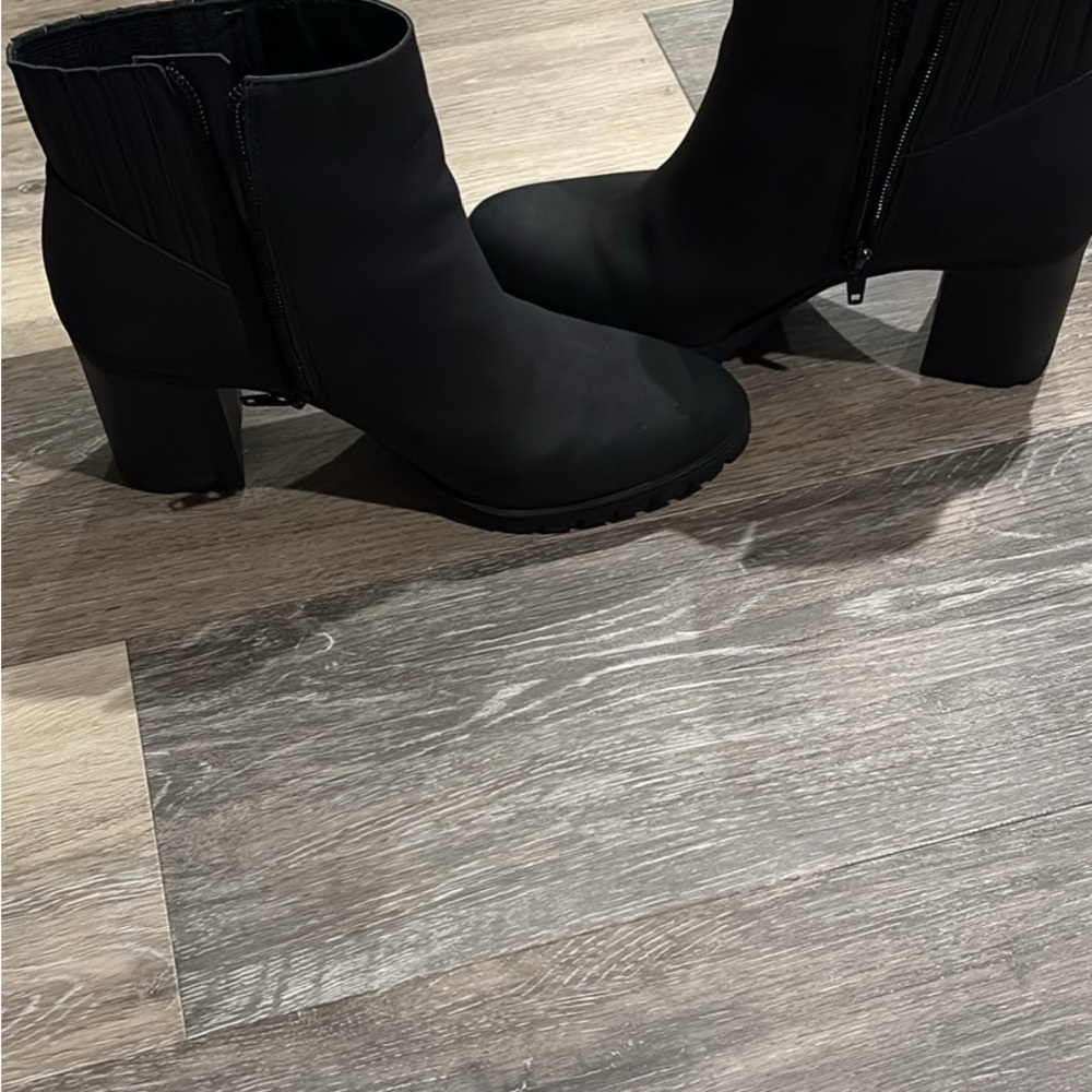 Kelly & Katie Black Heeled Boots